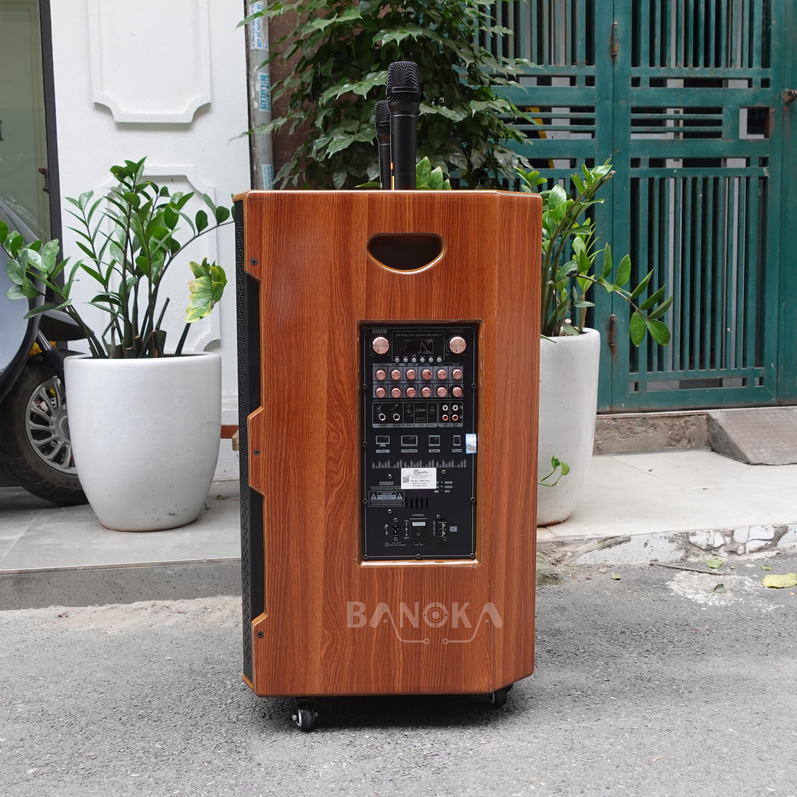 https://banoka.vn/loa kéo CM 1589 Plus 6